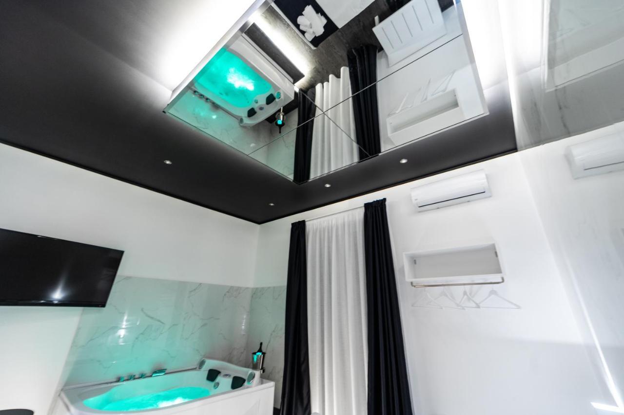 Maximum Suite & Spa Palermo Exteriör bild