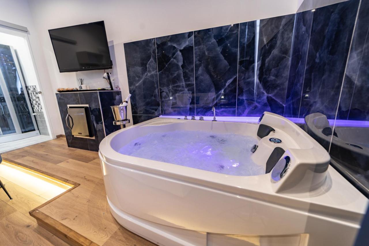 Maximum Suite & Spa Palermo Exteriör bild