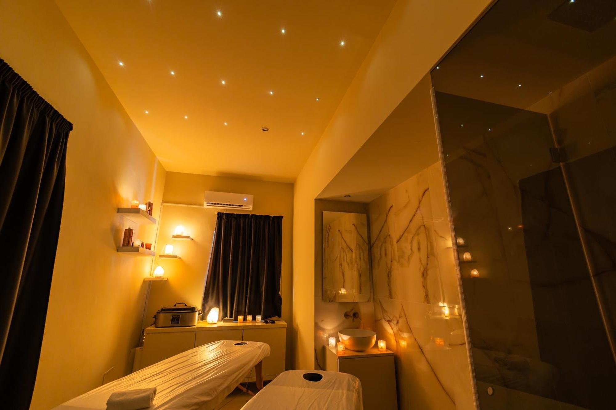 Maximum Suite & Spa Palermo Exteriör bild